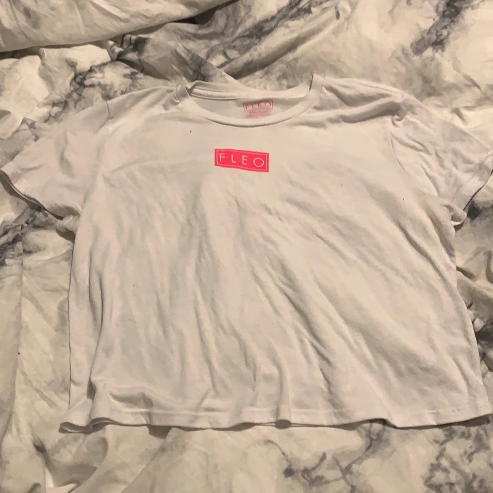 Fleo Crop Tee